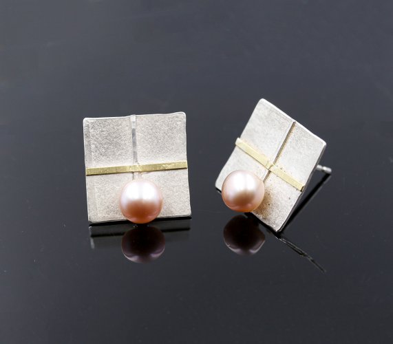 Image of Earrings, Square