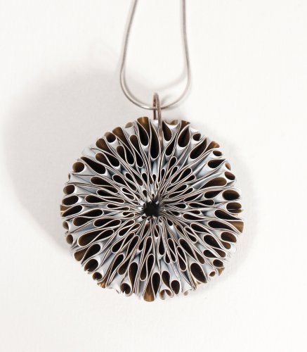 Necklace, Large Daisy