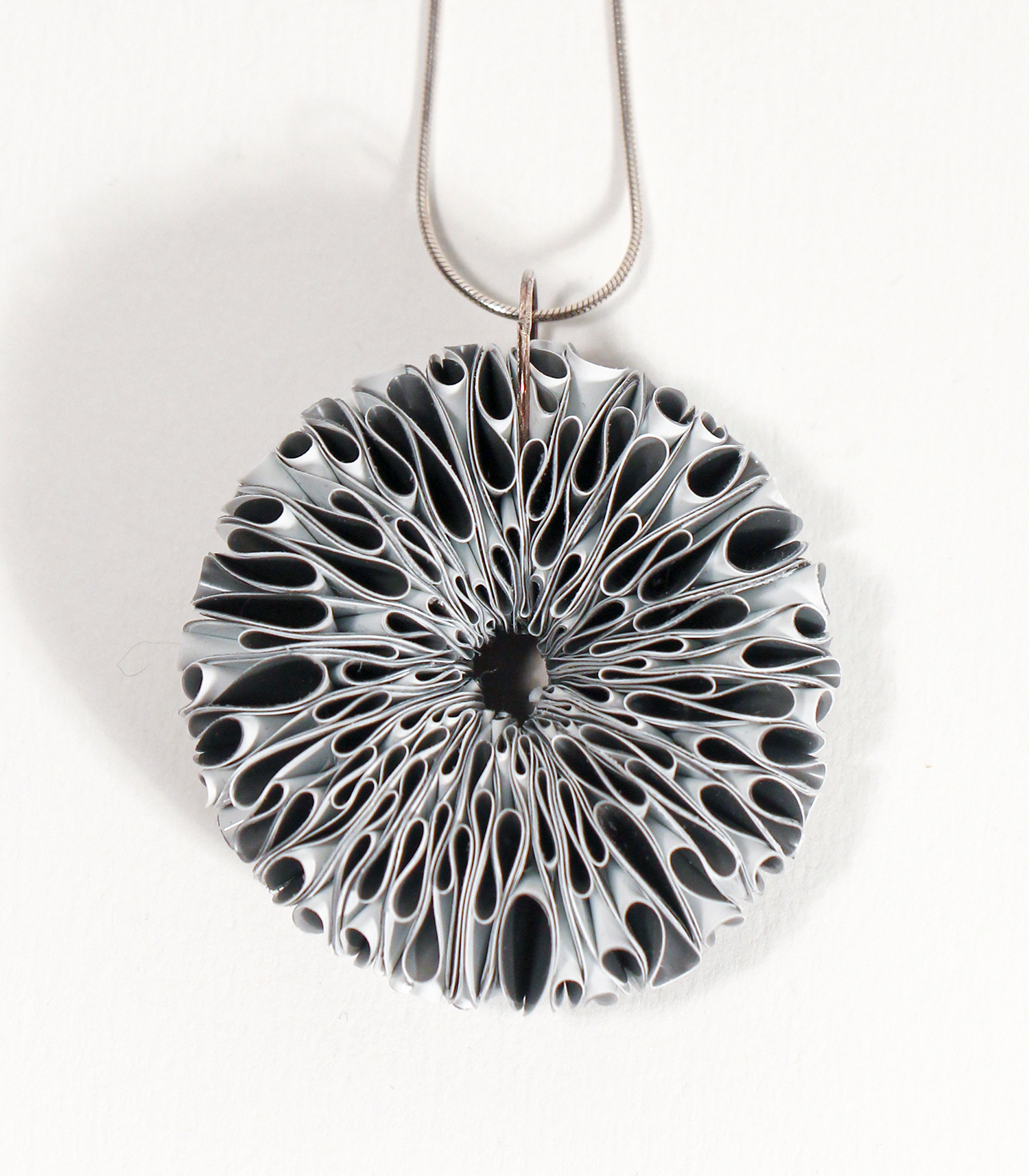 Necklace, Large Daisy by Rachel Darbourne