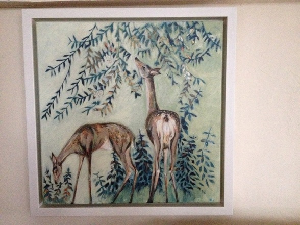 Deer feeding by Nicola Hart