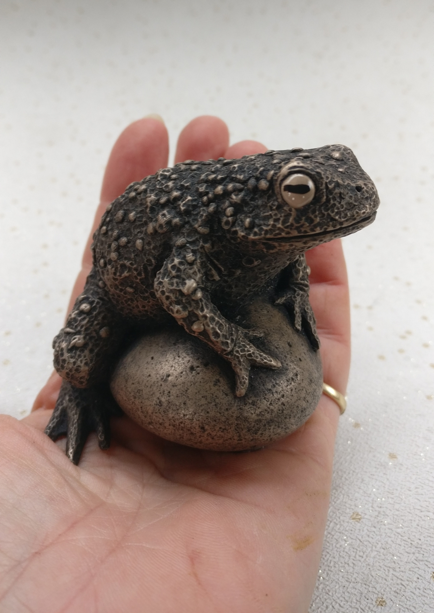 Bufo by Rachel Watts