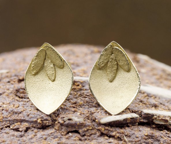 Gold Foliage Earrings