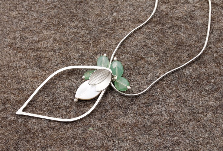 Snowdrop Loop Pendant
