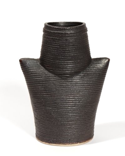 Grooved Mask Pot