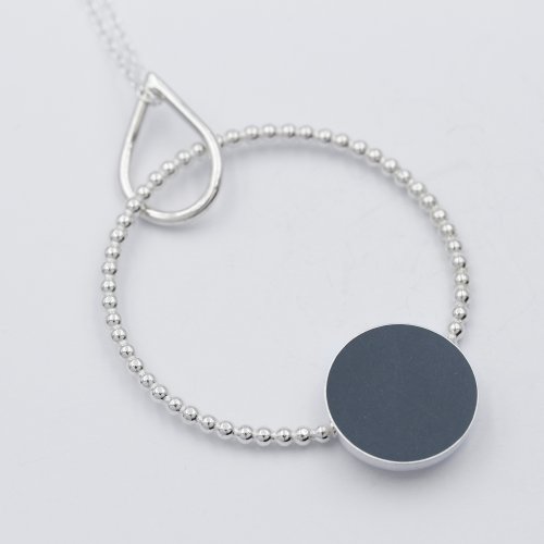 Pendant, dotty grey circle