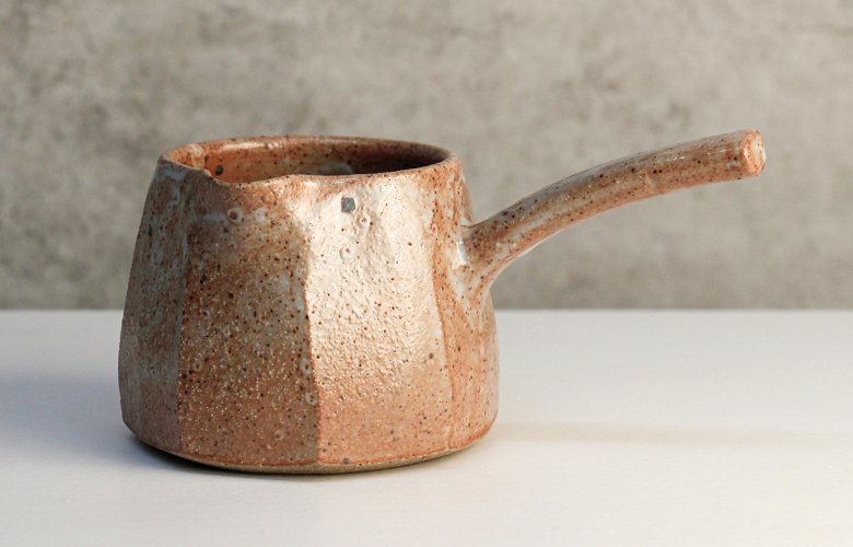 Faceted Sid-handled Pourer