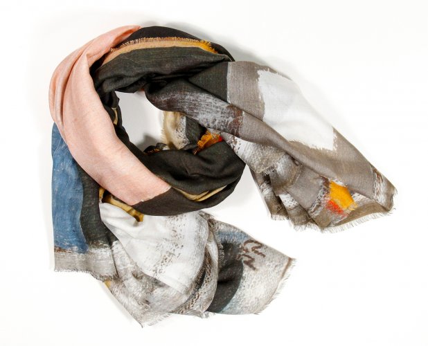 Scarf, Rebecca
