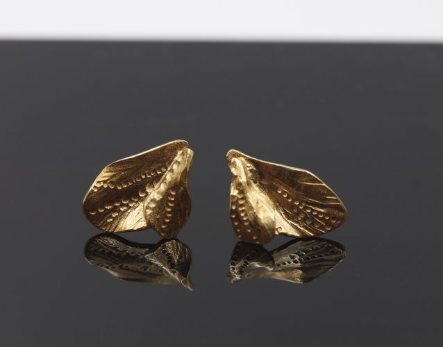 Spring Studs