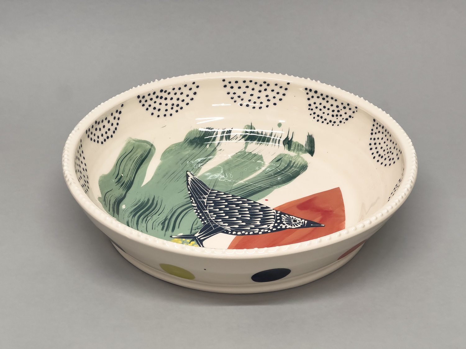 Round Bowl with Bird by Irena Sibrijns