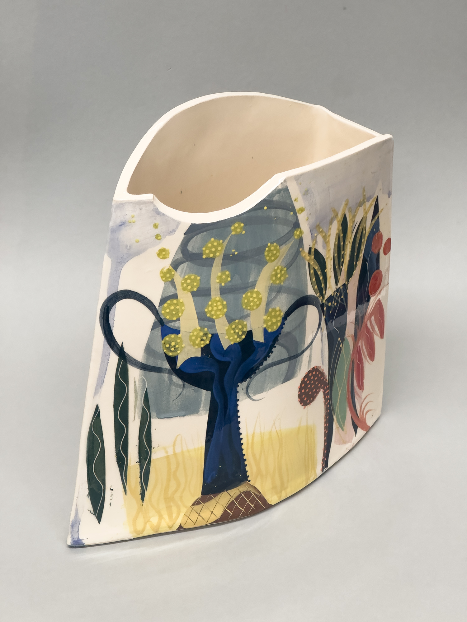Large Vessel 'Vase with Bouquet' by Irena Sibrijns