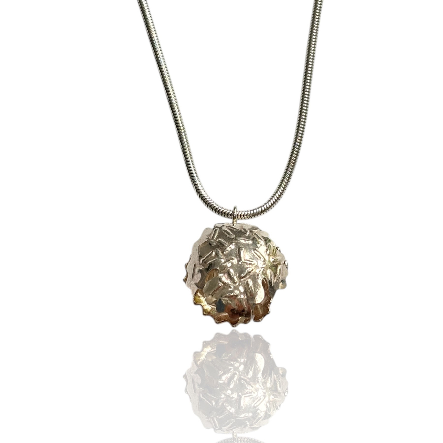 Pod Pendant by Kate Bajic