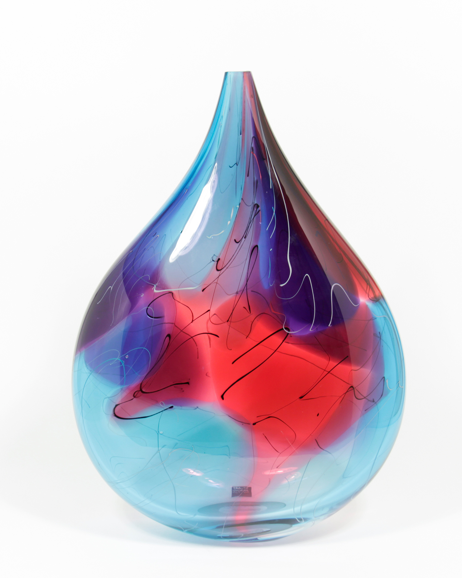 Large Vase, Elipse by Stuart Akroyd