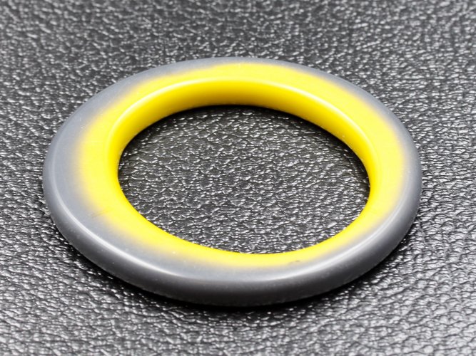 Image of Bangle, 2 Colour Fade Small