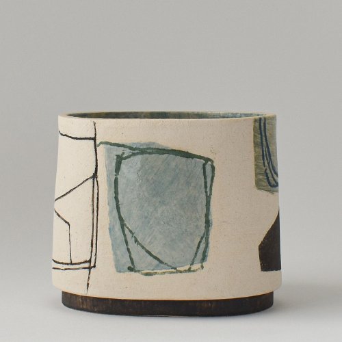 Medium Oval with Foot
