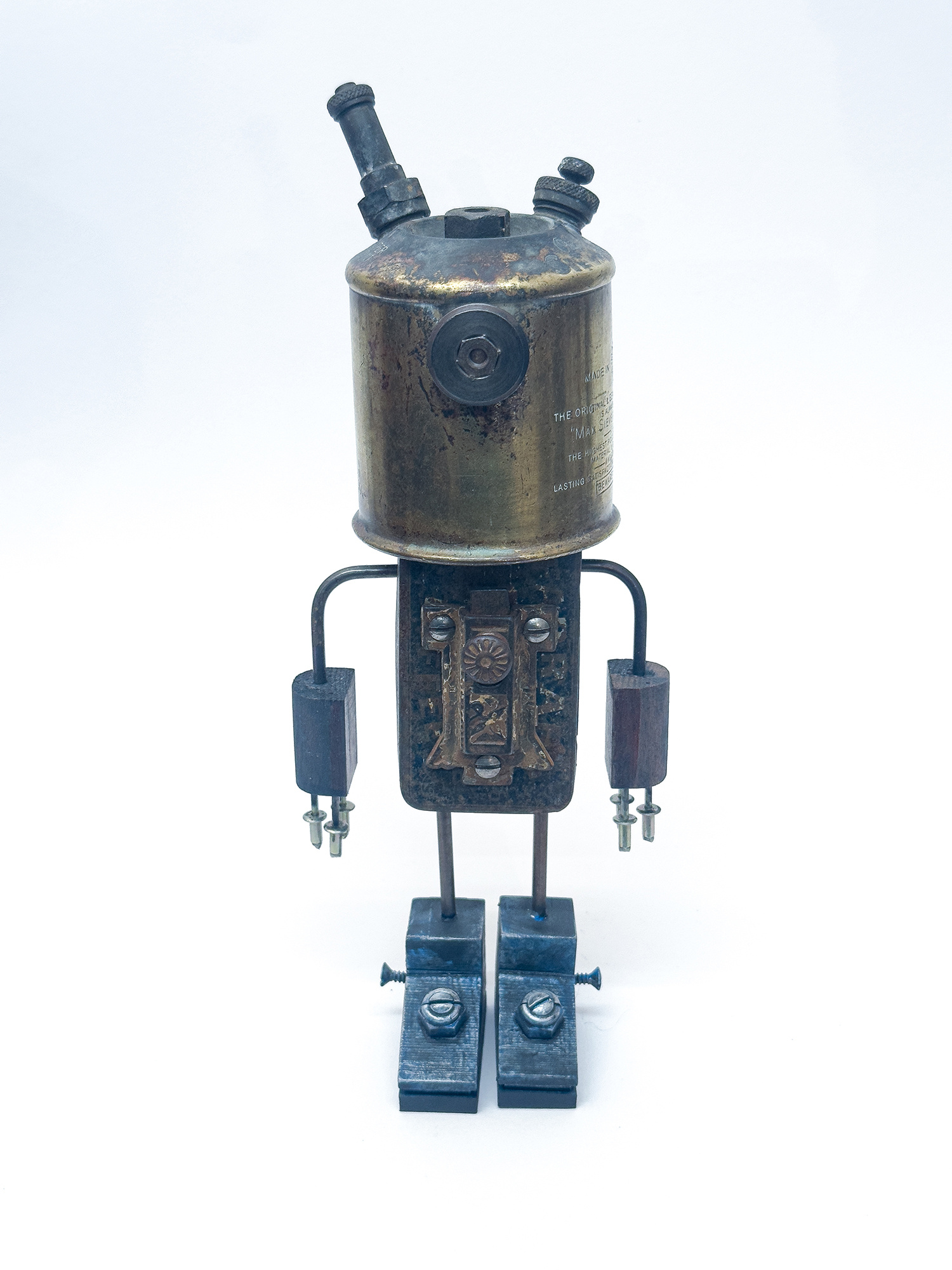 Gen One Robot -'Catch Up Bot' by Matt Brown