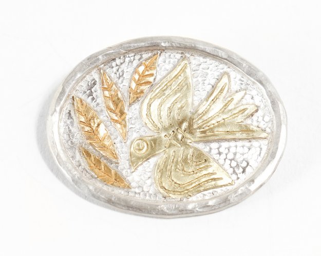 Brooch