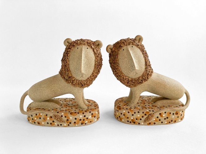 Seated Lions (pair)