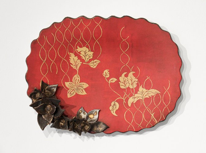 Red & Gold Scalloped Platter with Flowers