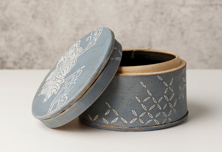China Blue Treasure Box by Sarah Dunstan - alternative image