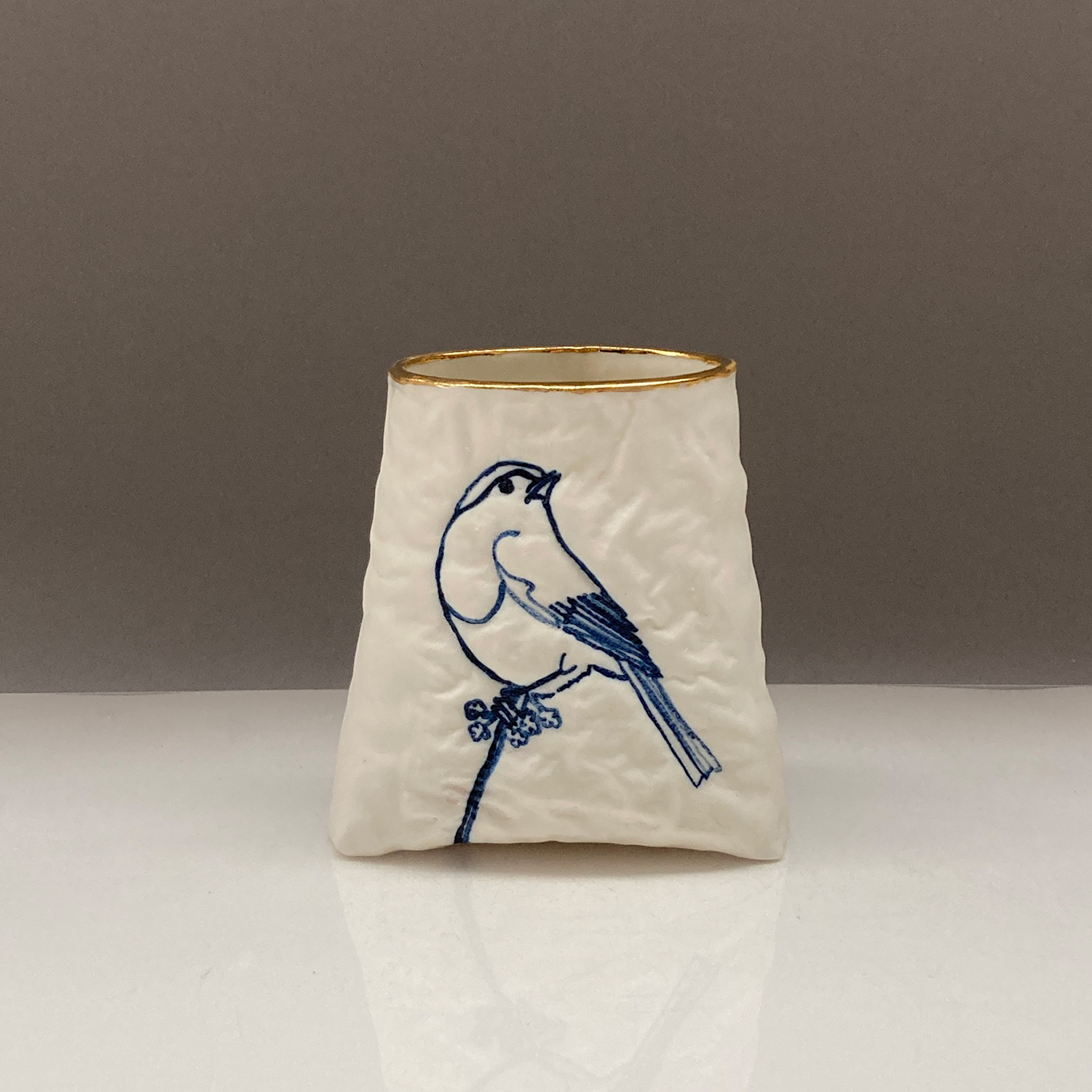 Vase, Robin Looking Up by Sarah Grove