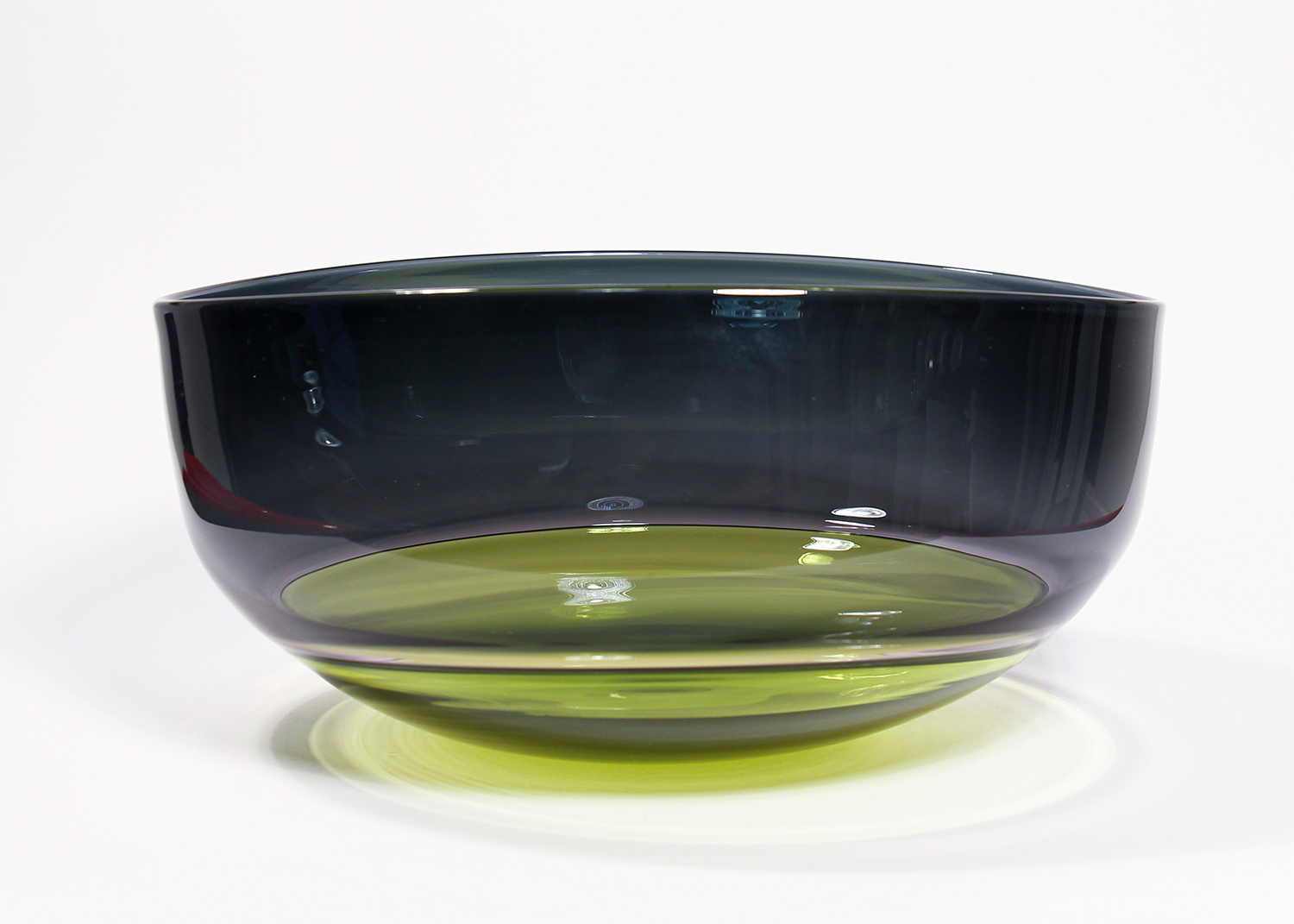 Mediuml Oval Encalmo Bowl by Stewart Hearn