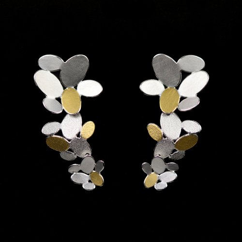 Image of Oval Flower Chain Earrings