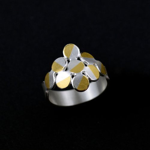 Rhombus 9 Circles Ring