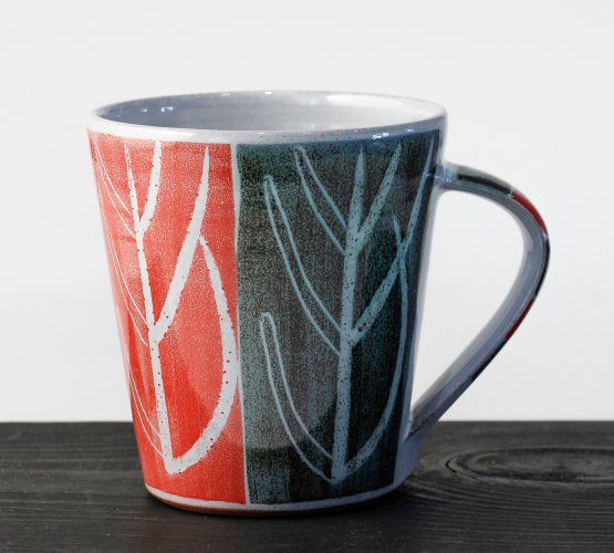Big Tree Design Mug-dark green and red