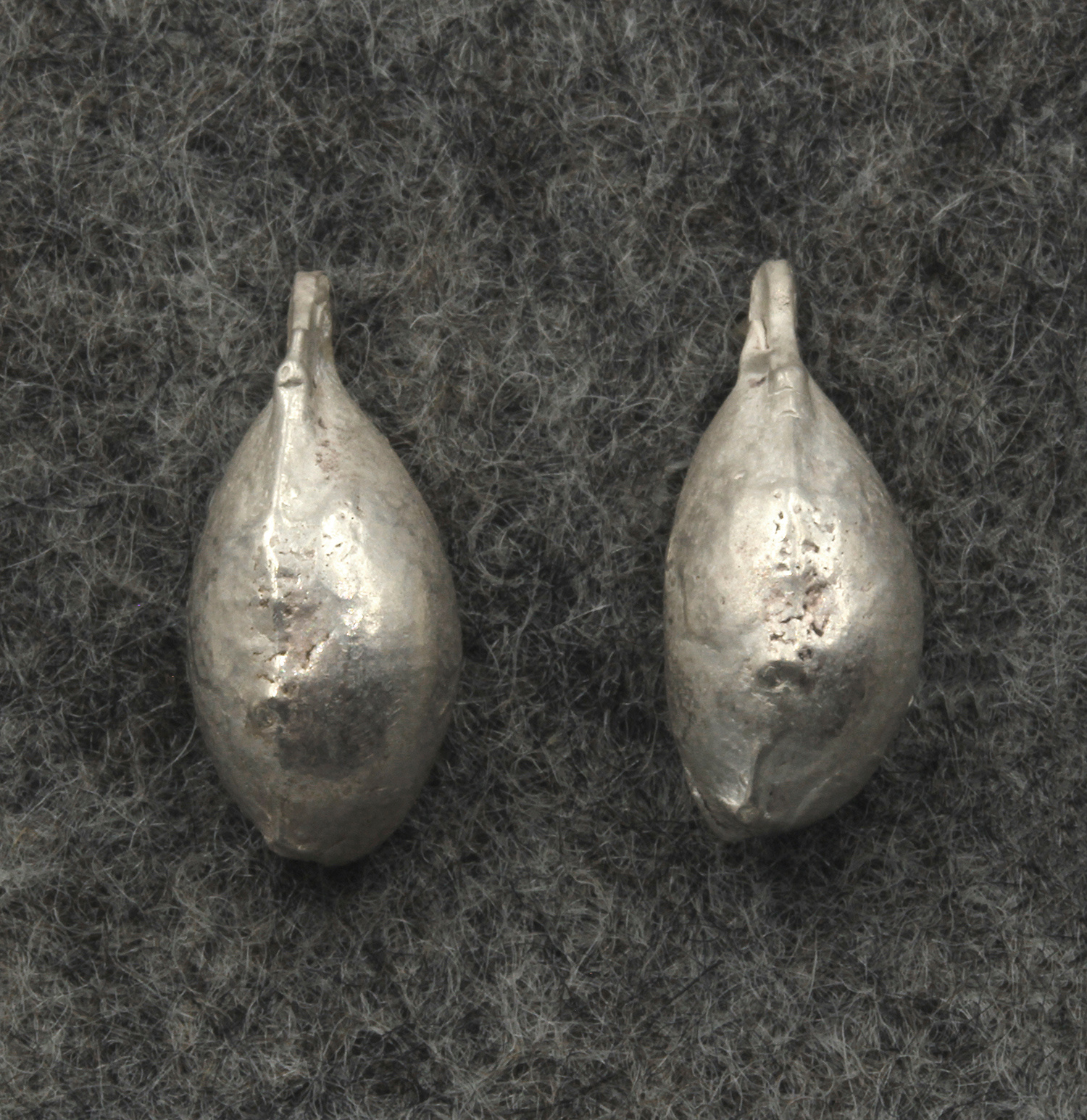 Pod Earrings, small by Val Muddyman
