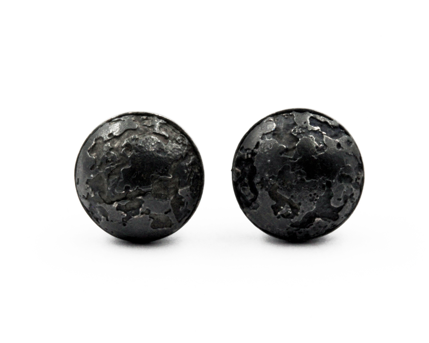 Round Studs by Agneta Bugyte